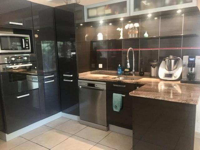 Serenity Chambre D'Hote Au Calme Des Maitres Tibetains Y Ont Sejourne 15 Mn Des Plages Apartman Mougins Kültér fotó