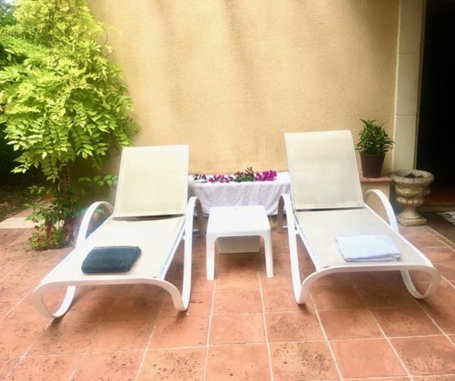 Serenity Chambre D'Hote Au Calme Des Maitres Tibetains Y Ont Sejourne 15 Mn Des Plages Apartman Mougins Kültér fotó