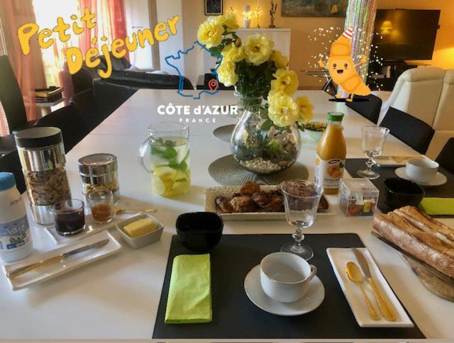 Serenity Chambre D'Hote Au Calme Des Maitres Tibetains Y Ont Sejourne 15 Mn Des Plages Apartman Mougins Kültér fotó